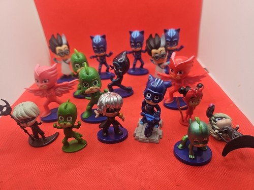 Masks figure bundle - masks,