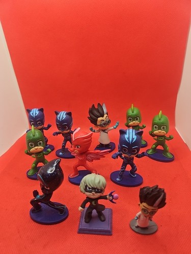 Masks figure bundle - figure,