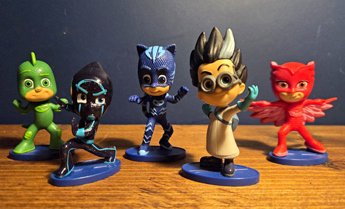 Masks collectible figure - pj,